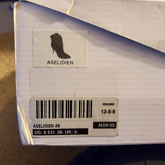 NWOT Aldo boots - Picture 3 of 3